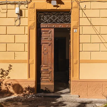 Casa Schiavoni *